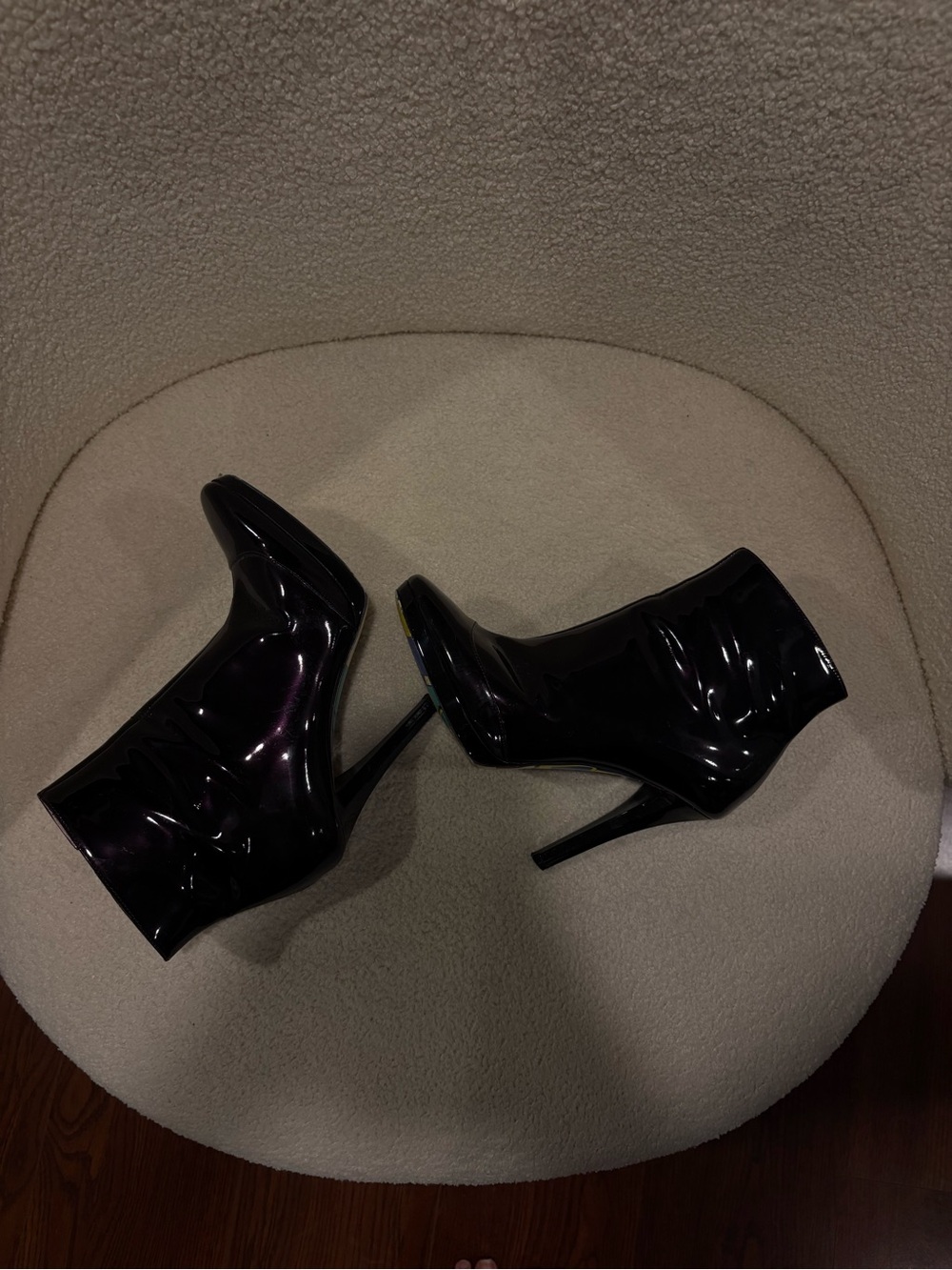 Vintage Emilio Pucci patent leather ankle boots
